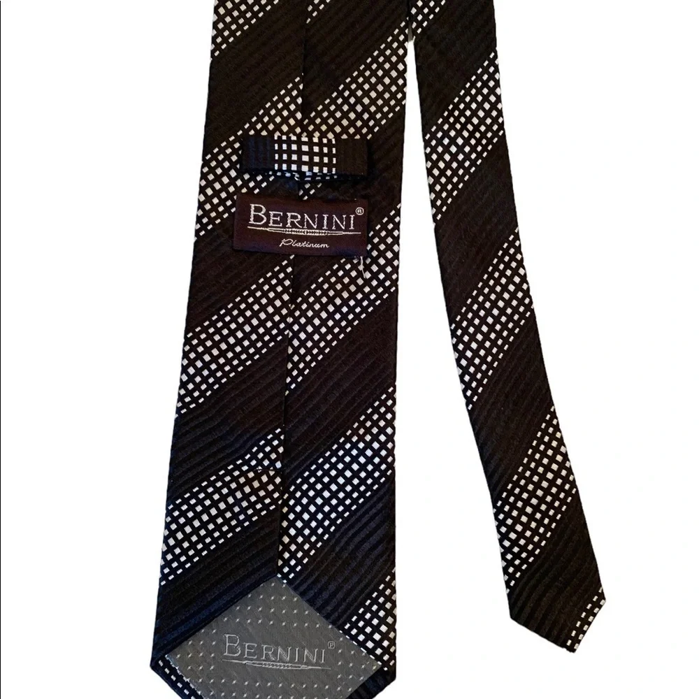 𝅺❤️BERNINI❤️ Silk Tie Classic Like New